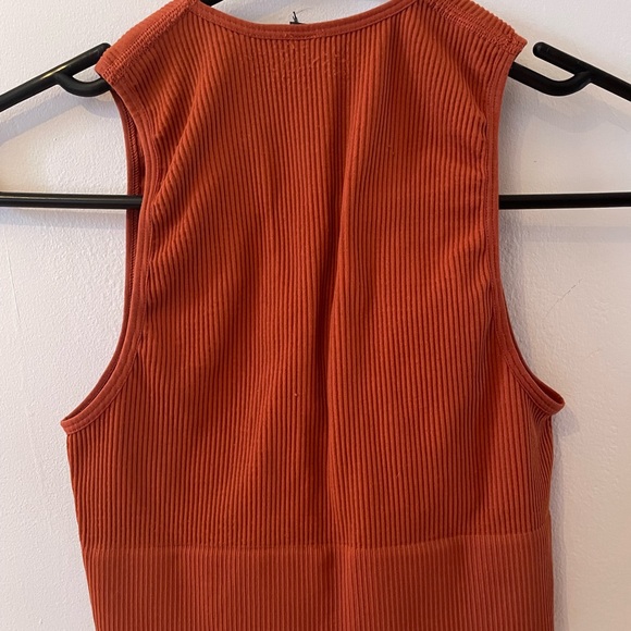 UO orange crop top - Picture 2 of 2
